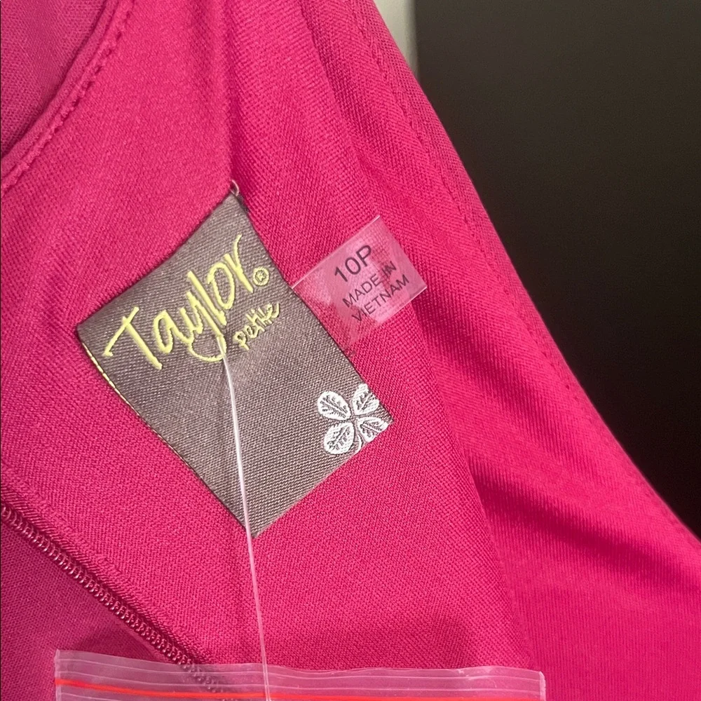 🛑 1 hour sale. NWT. Taylor, size 10P, Fuchsia Long Sleeve Dress - Picture 8 of 12